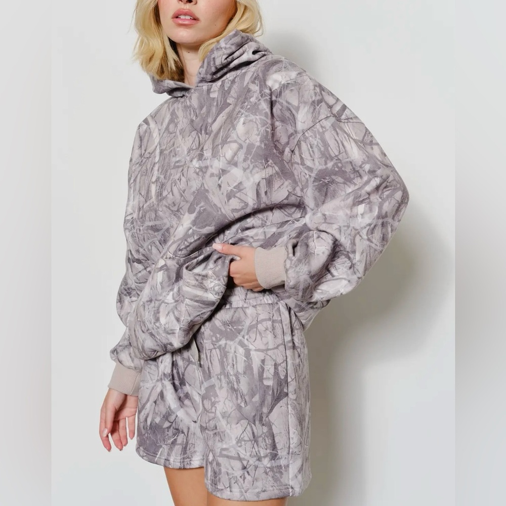 NWT pretty Garbage Blake Gray Camo Hoodie Shorts Sweat Set